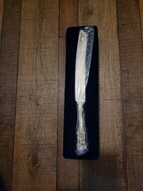 20th Century Baroque By Godinger. Silver Plated Cake